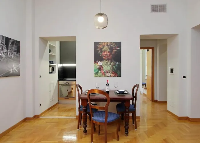 Embrace La Dolce Apartment *